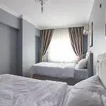 Bright & Large 3br In The Heart Of Sisli *