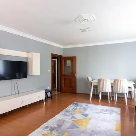 Bright & Large 3br In The Heart Of Sisli *