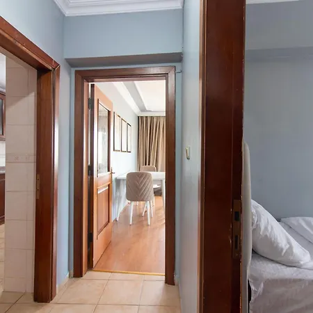 Bright & Large 3br In The Heart Of Sisli Istanbul